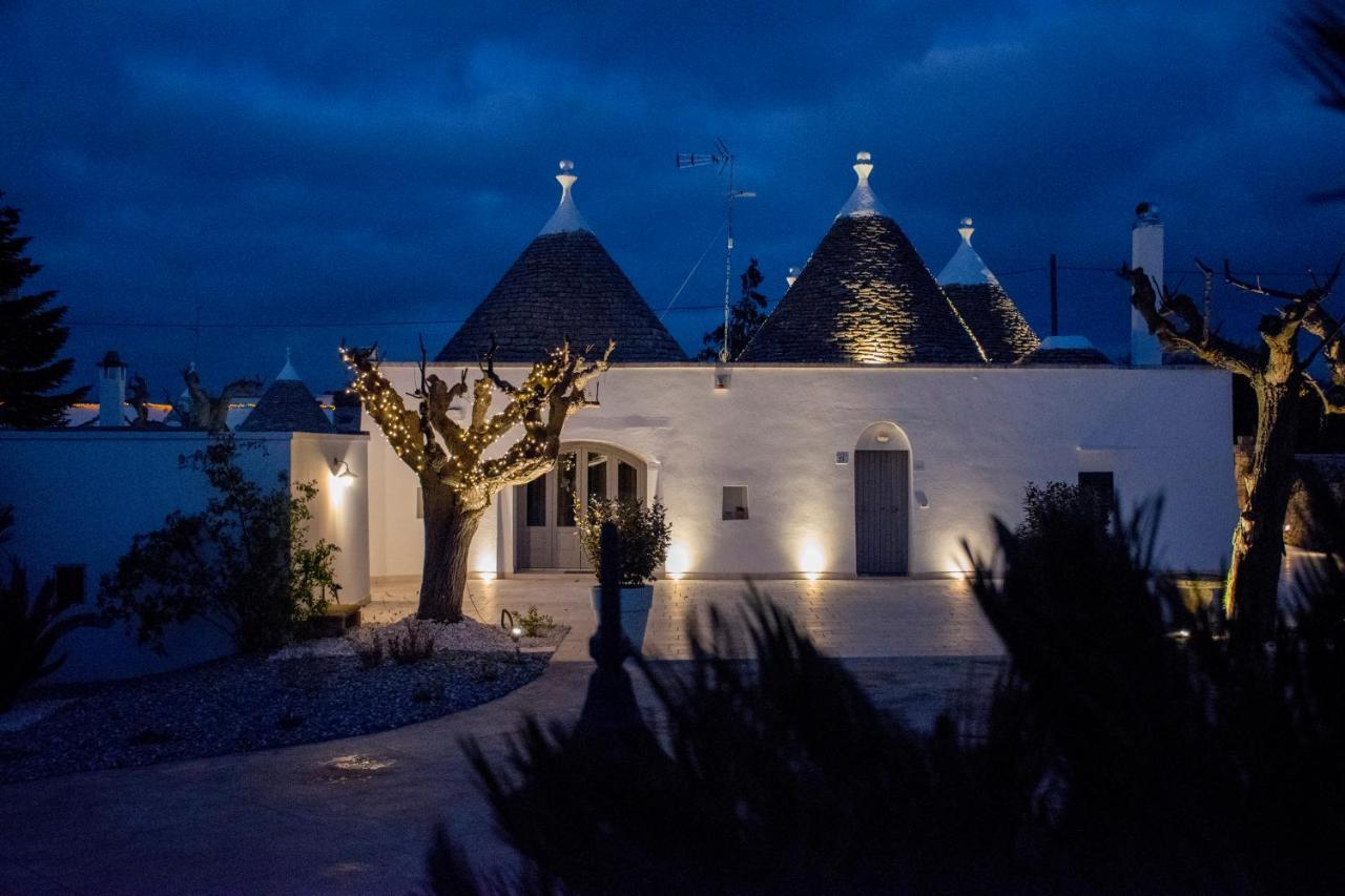 Pavi Trulli E Suites Локоротондо Екстер'єр фото